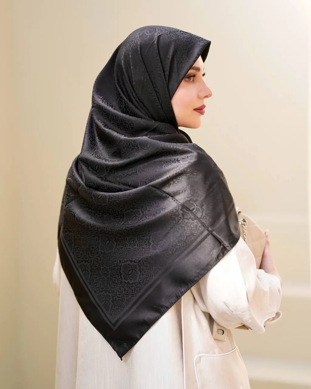 روسری ژاکارد مشکی