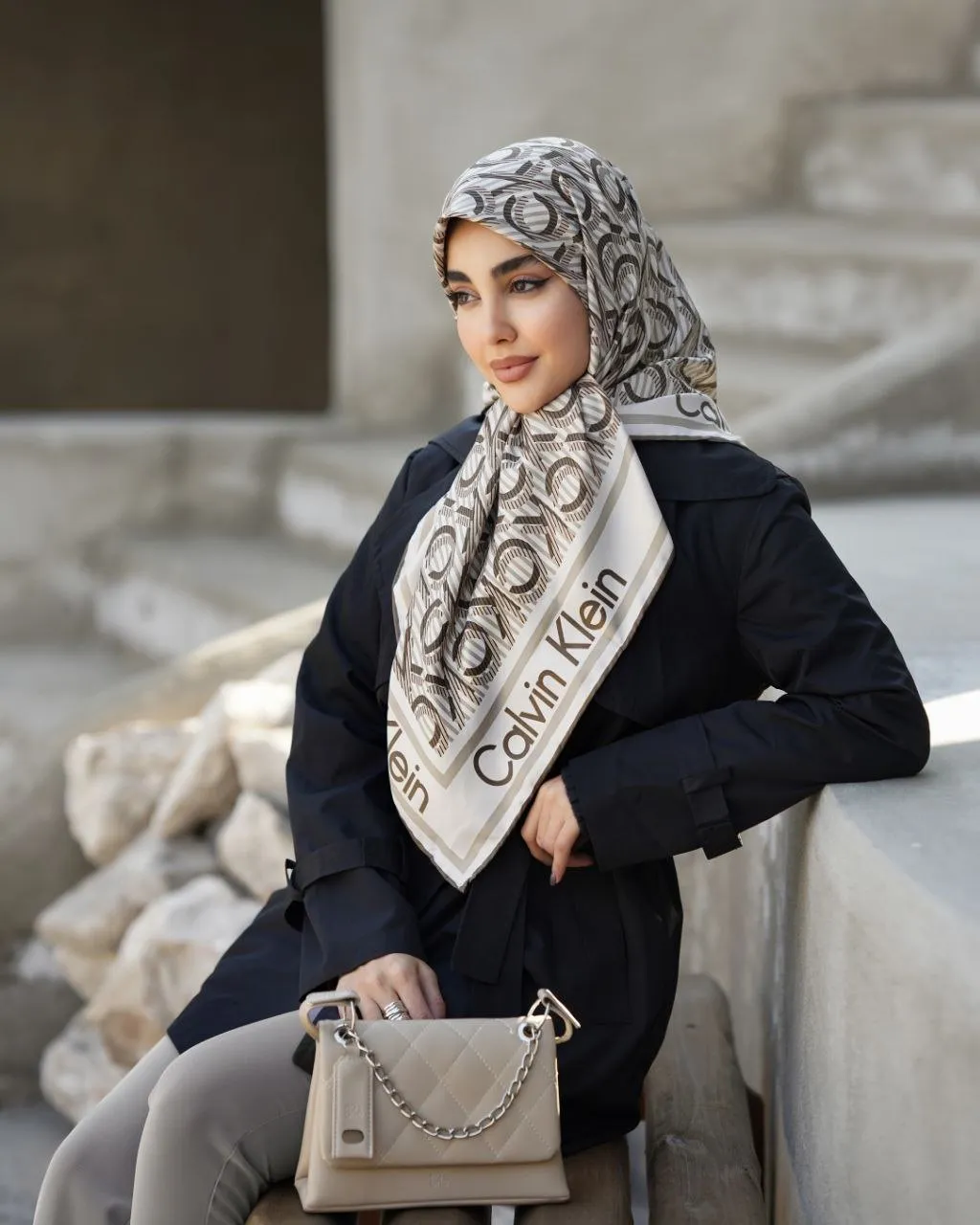 روسری ابریشم کجراه کلوین کلاین