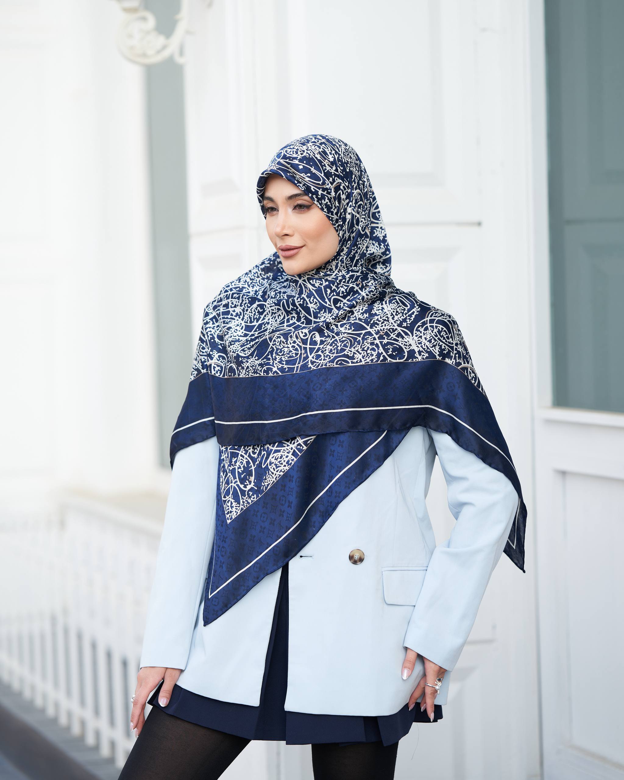 روسری ابریشم ال وی